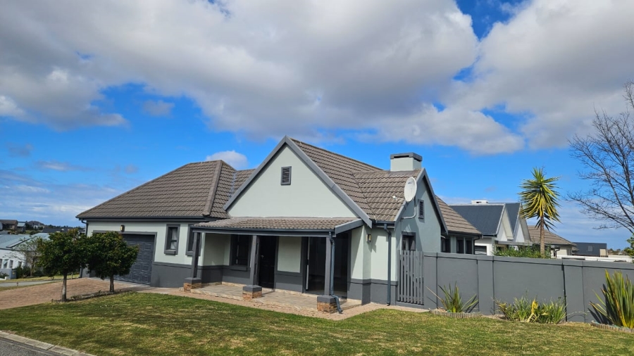 2 Bedroom Property for Sale in Blue Mountain Village Western Cape